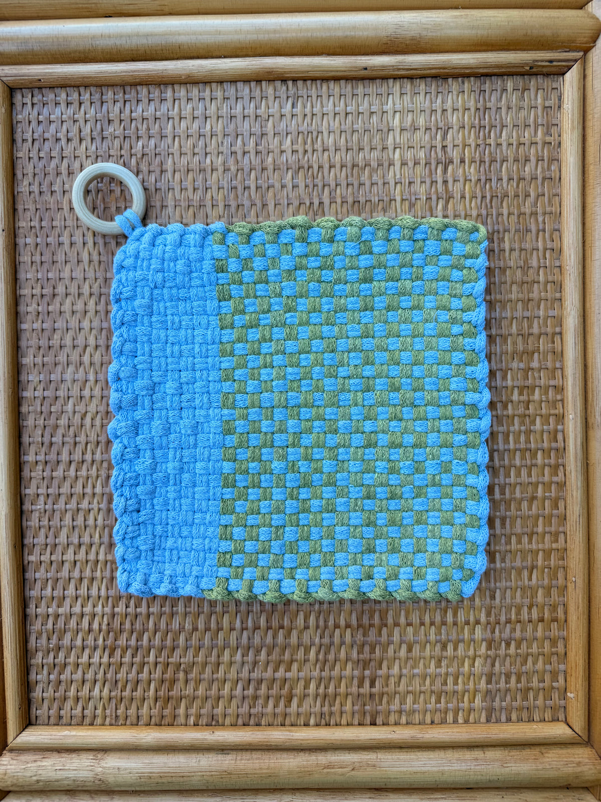 powder blue, leaf